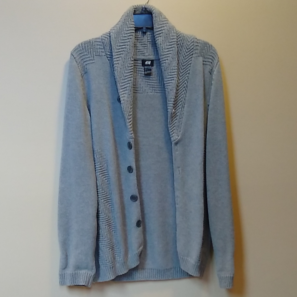 H&M gray sweater cardigan